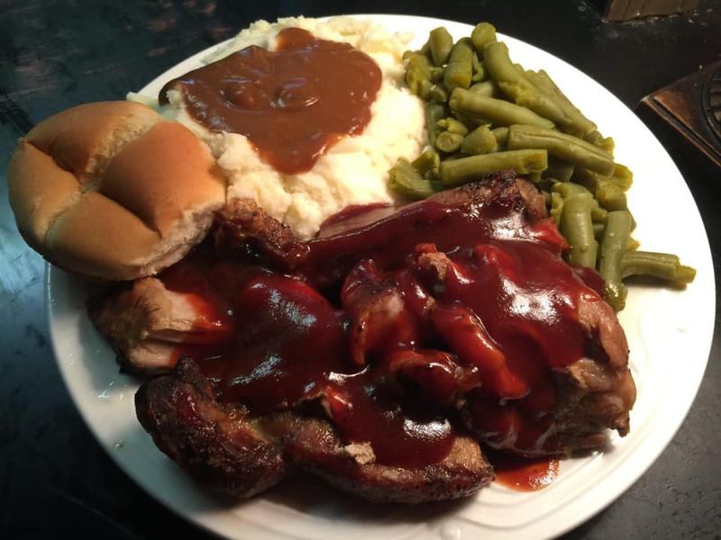 An Arkansas Diner Serving Classic Omelets For Generations - Decor Hint From Humble Beginnings To Local Landmark