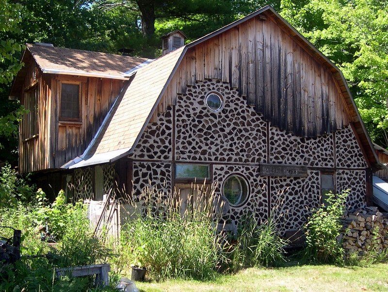 New York Designers Share 14 Ways To Make Cordwood Living Both Chic And Energy Smart - Decor Hint Seal Exterior Walls With Breathable Natural Finishes