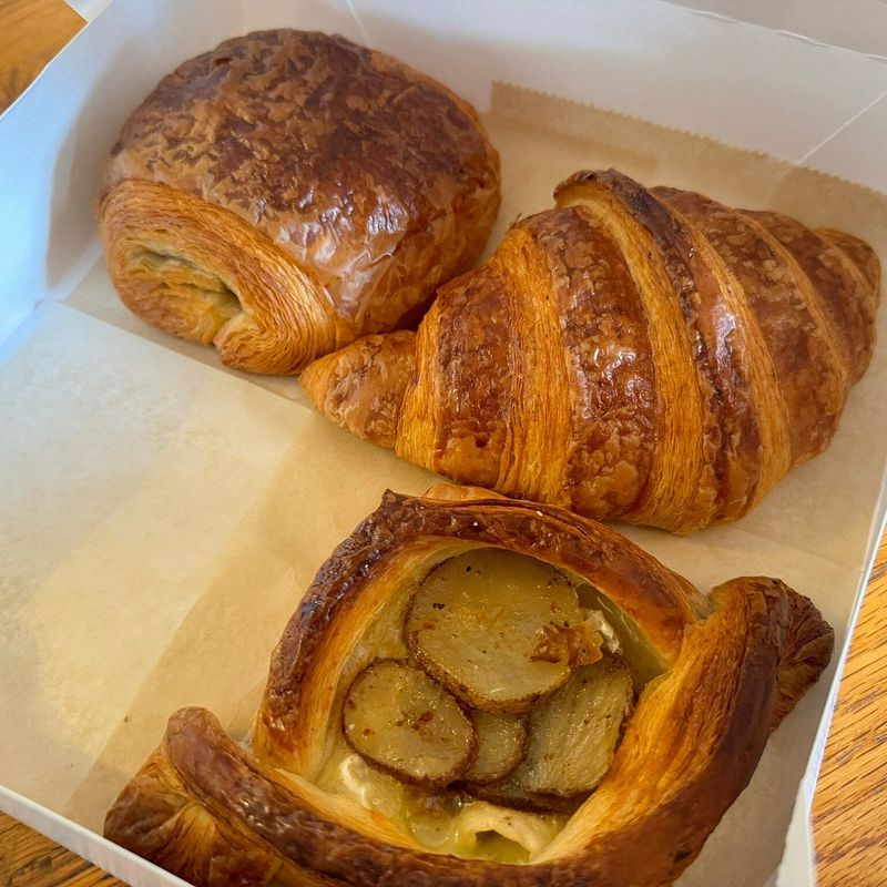 Virginia Bakeries Worth Waking Up Early For - Decor Hint Sub Rosa Bakery