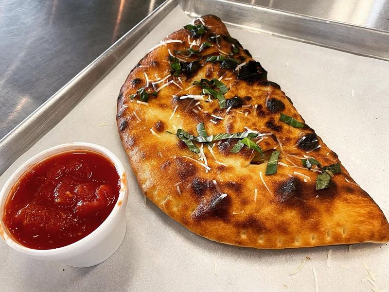 11 Tennessee Pizza Joints Serving Pies Worth Every Road Trip - Decor Hint Desano Pizza Bakery - Nashville