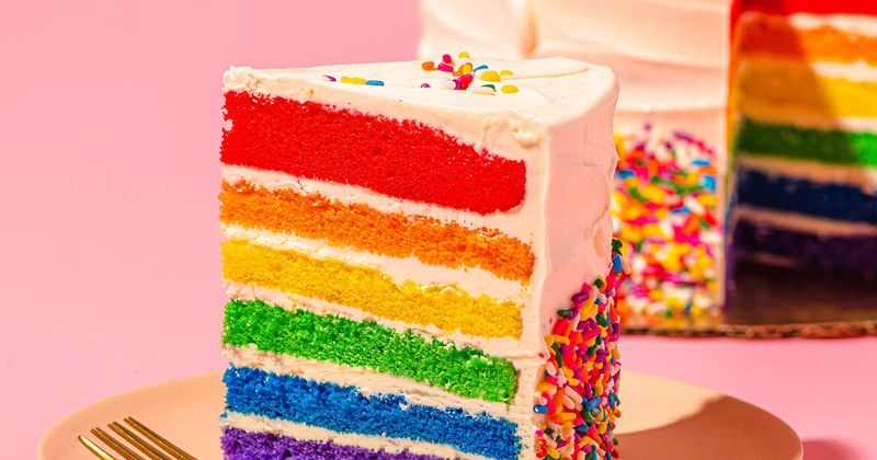 Rainbow Cake That Breaks The Internet