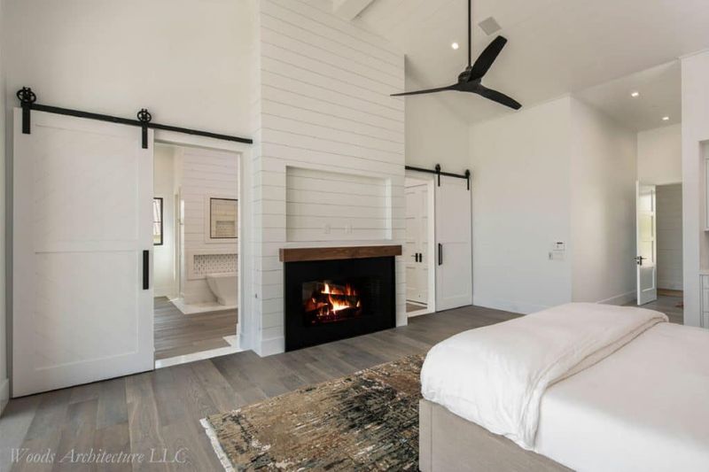 10 California Home Trends Expected To Cool - And 10 Heating Up - Decor Hint Barn Doors And Shiplap Walls