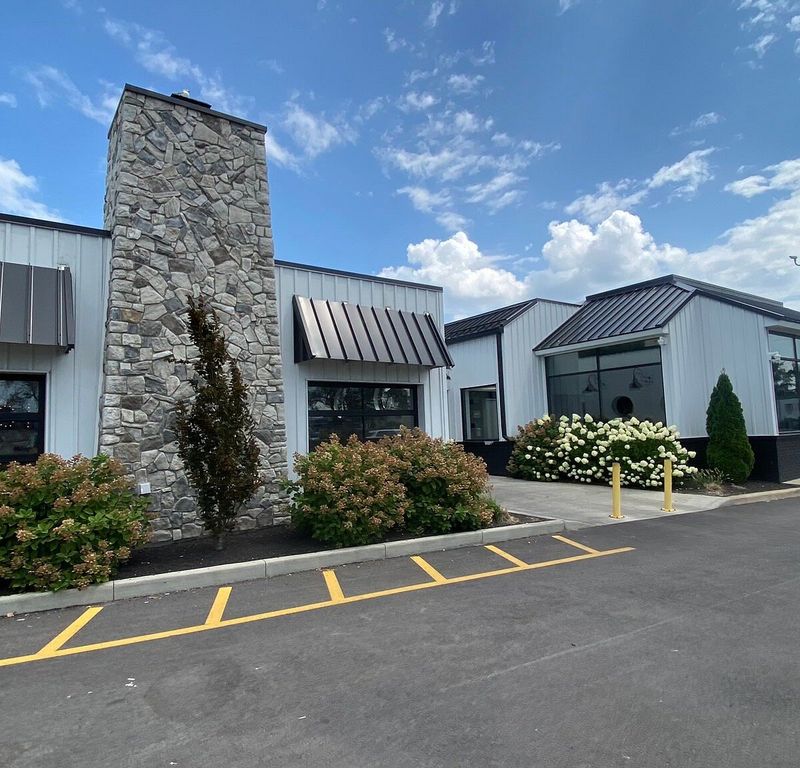 Jolly Roger Seafood House, Port Clinton