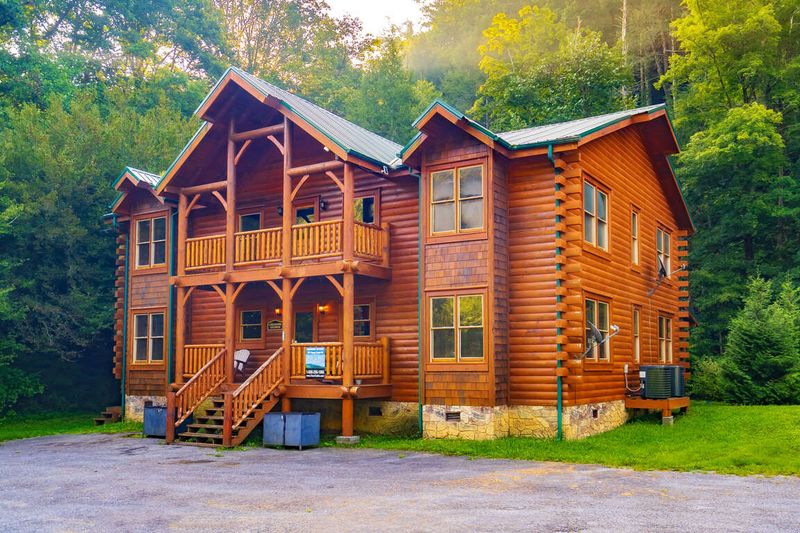 Creekside Timber Lodge