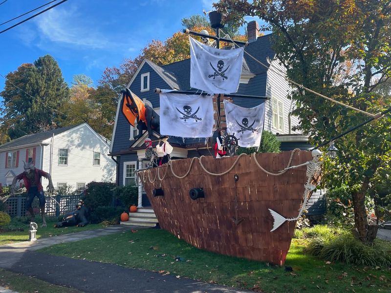 12 New Mexico Halloween Displays That Wow Every Neighborhood - Decor Hint Pirate-Inspired Front Yard Spectacle
