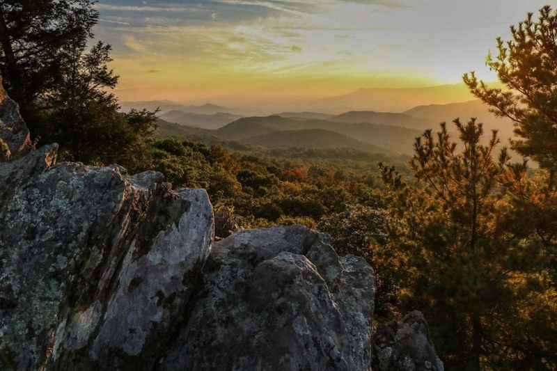 DC Day Trips That'll Make You Fall In Love With The Mid-Atlantic All Over Again - Decor Hint Shenandoah National Park, Virginia