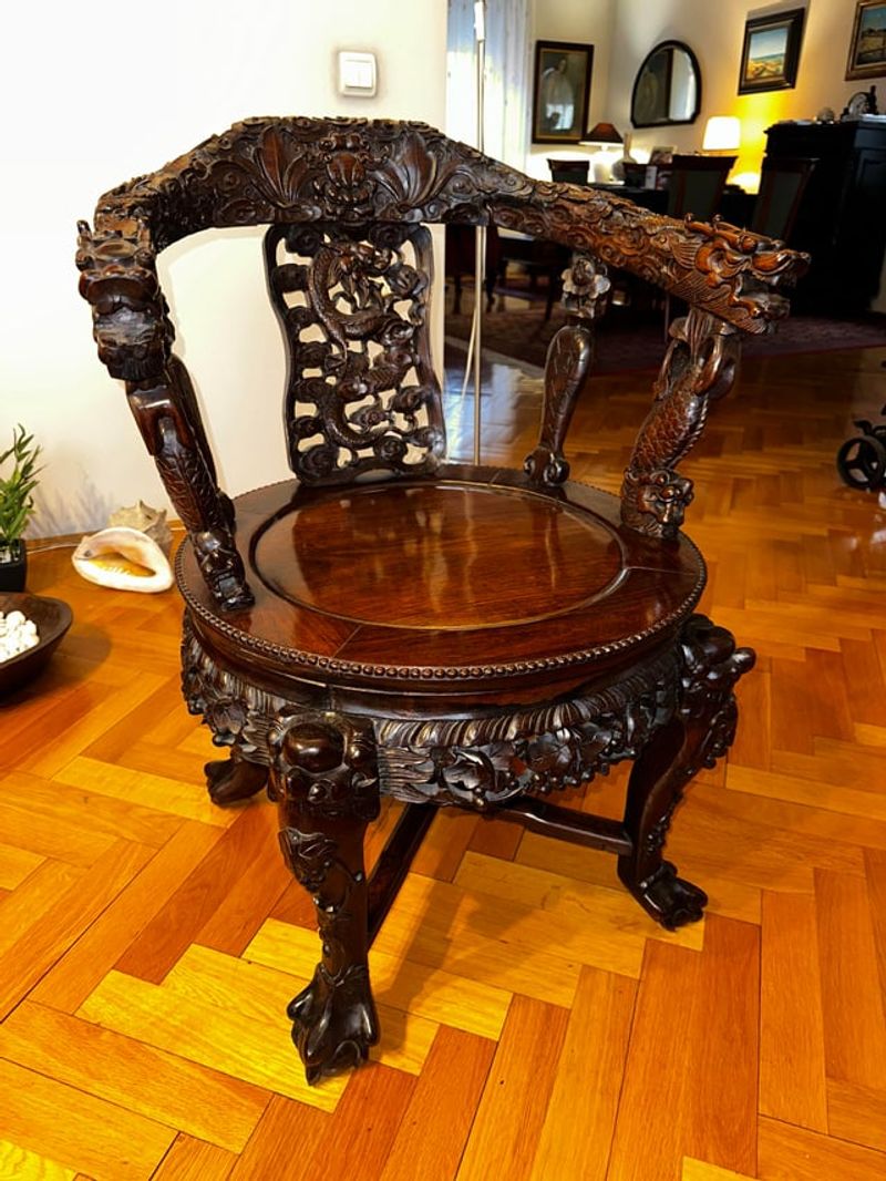 Top Antique Rarities Georgia Collectors Are Racing To Find - Decor Hint Carved Wooden Chairs