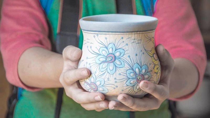 Nevada Collectibles To Watch For Rising Value And Popularity - Decor Hint Hand-Painted Nevada Pottery Bowls