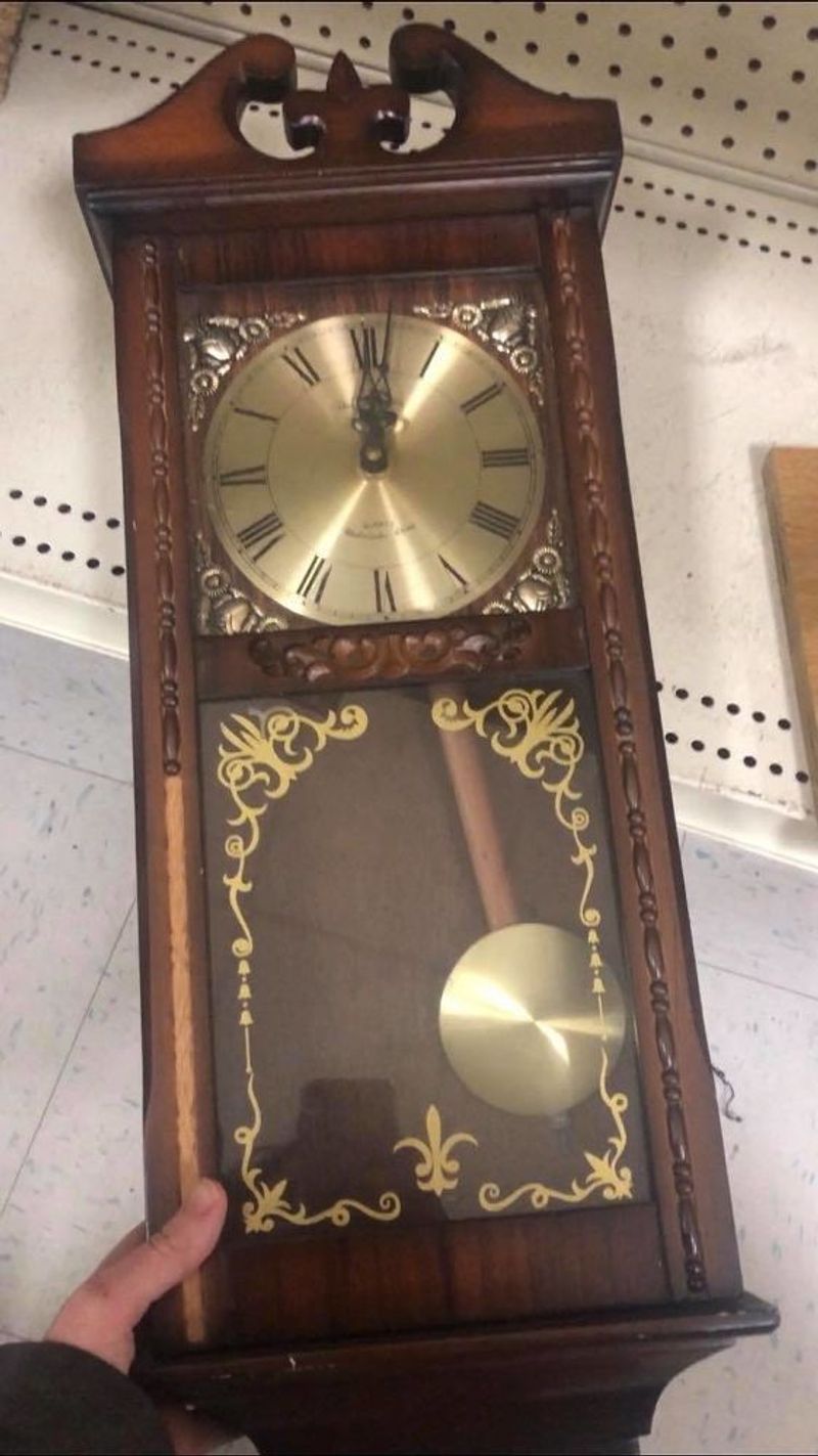 Top Antique Rarities Georgia Collectors Are Racing To Find - Decor Hint Vintage Mantel Clocks