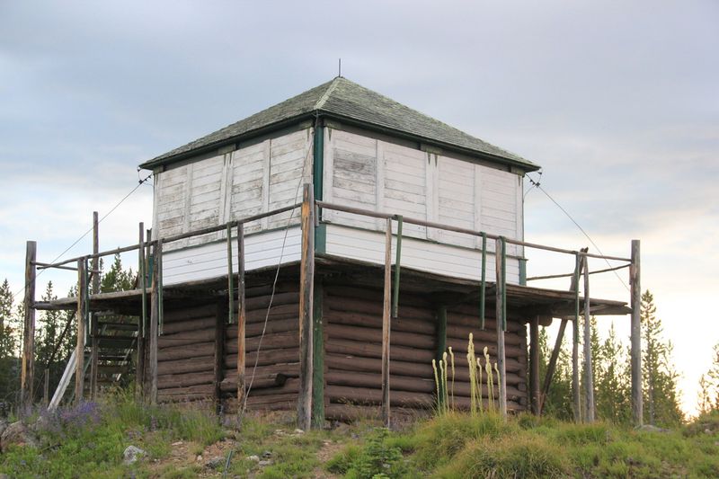 Butts Creek Point Fire Lookout