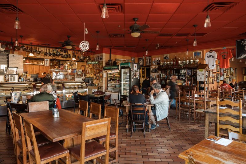 Arizona Italian Restaurants Locals Love To Keep Secret - Decor Hint Andreoli Italian Grocer – Scottsdale
