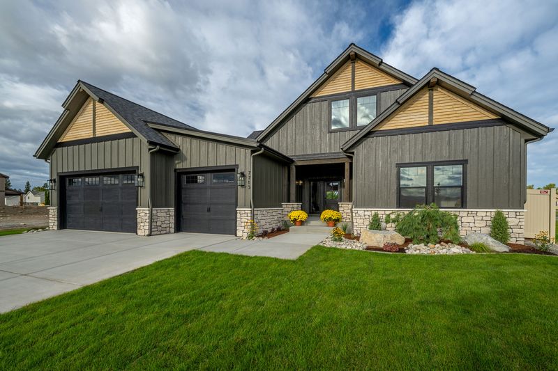 Modern Craftsman Twist