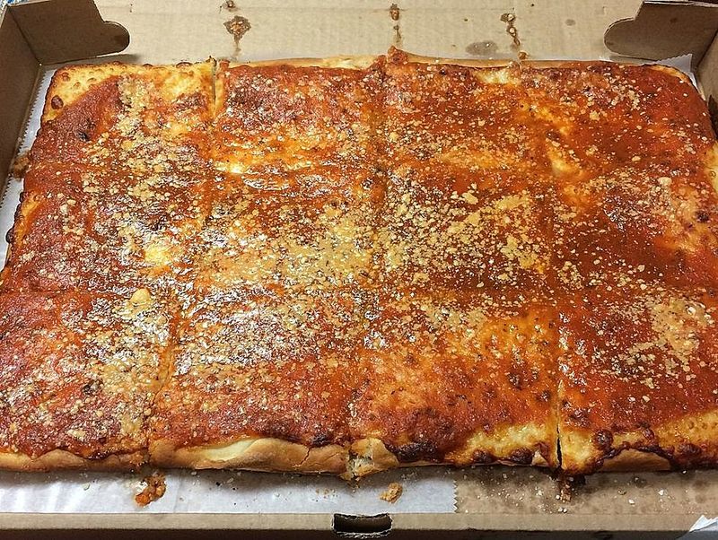 18 New York Pizza Joints Still Using Generations-Old Family Recipes - Decor Hint O'Scugnizzo Pizzeria (Utica)
