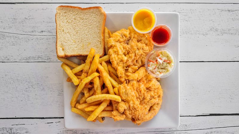 Atlanta's, Georgia Best Fried-Fish Sandwiches, Ranked - Decor Hint JJ Fish & Chicken