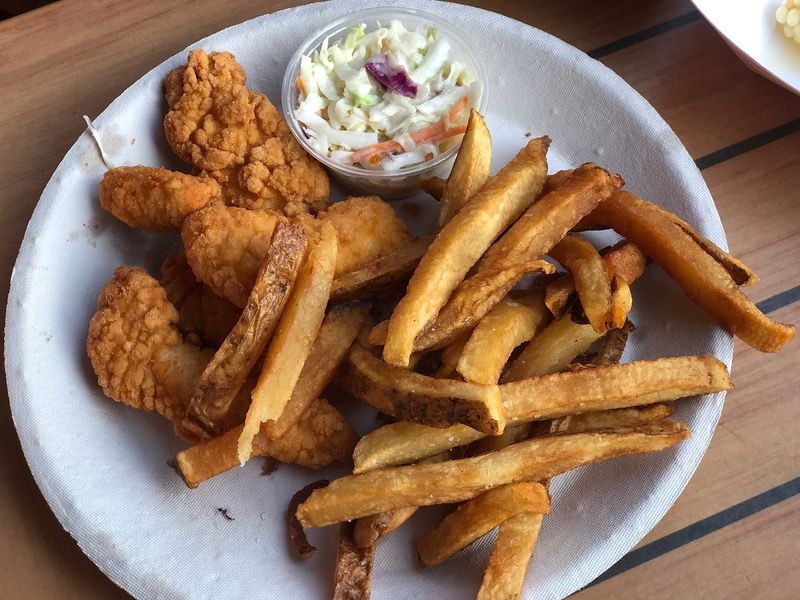 10 New Jersey Restaurants Nailing Classic Fried Fish Flavor - Decor Hint Shore Fresh Seafood Market & Restaurant - Point Pleasant