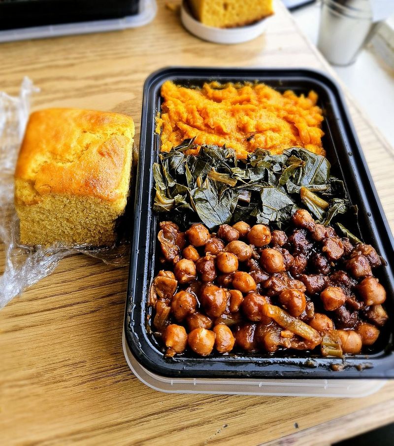 Pennsylvania Soul Food Restaurants Locals Can't Get Enough Of - Decor Hint Nile Cafe