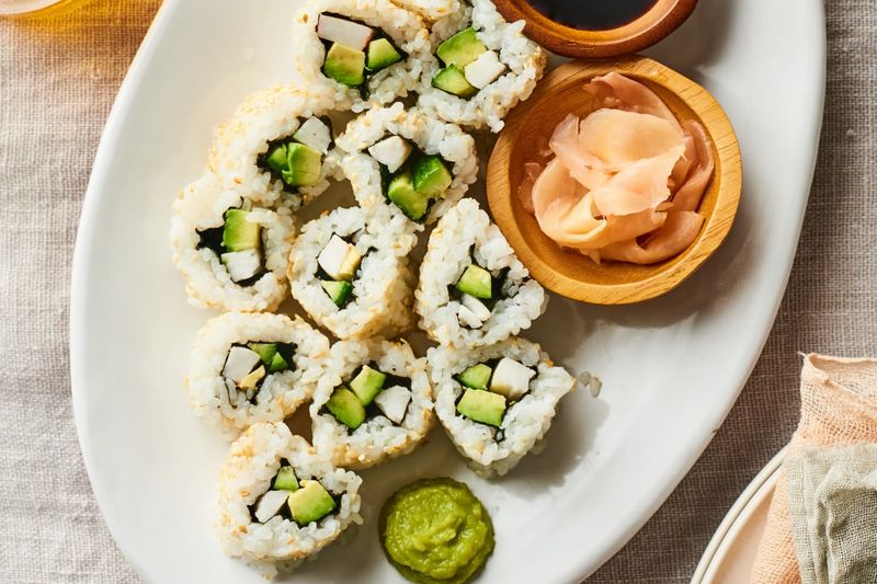 10 Foods New York Perfected And 10 California Redefined - Decor Hint California Roll