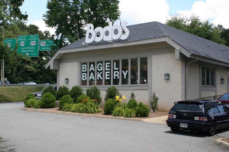 11 Timeless Virginia Restaurants That Prove Great Food Doesn't Have To Be Pricey - Decor Hint Bodo's Bagels