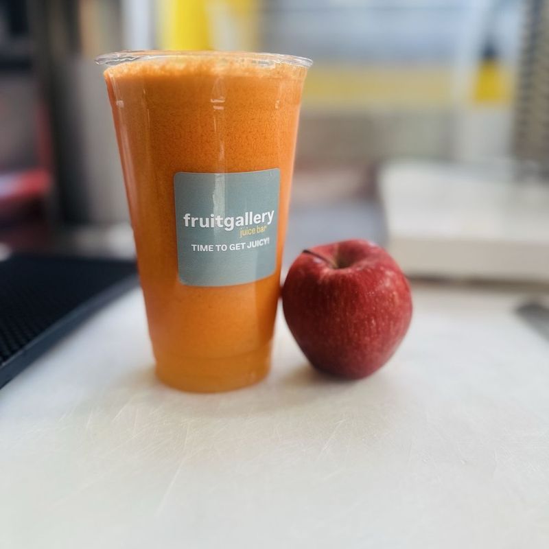 14 LA Smoothie Spots That Prove Great Flavor Doesn't Have To Break The Bank - Decor Hint Juice Served Here