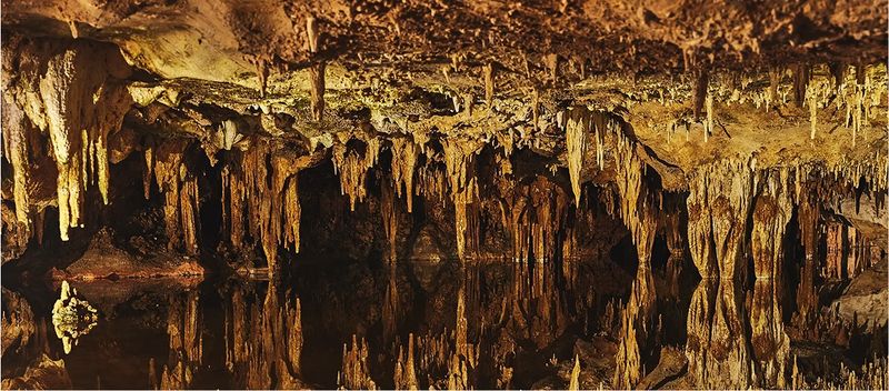 DC Day Trips That'll Make You Fall In Love With The Mid-Atlantic All Over Again - Decor Hint Luray Caverns, Virginia