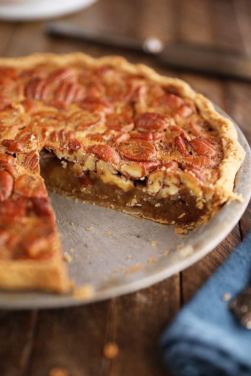 13 Classic Alabama Country Recipes Straight From Grandma's Kitchen - Decor Hint Pecan Pie