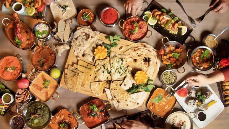 14 Reasons Ayesha Indian Fine Dining In Key Biscayne Should Be On Your Radar - Decor Hint Knowledgeable Staff Who Can Guide You Through Regional Specialties