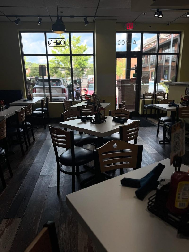 Good Food And Even Better Energy: Atlanta's Augie's Breakfast Bar Reviewed - Decor Hint Strong Neighborhood Presence