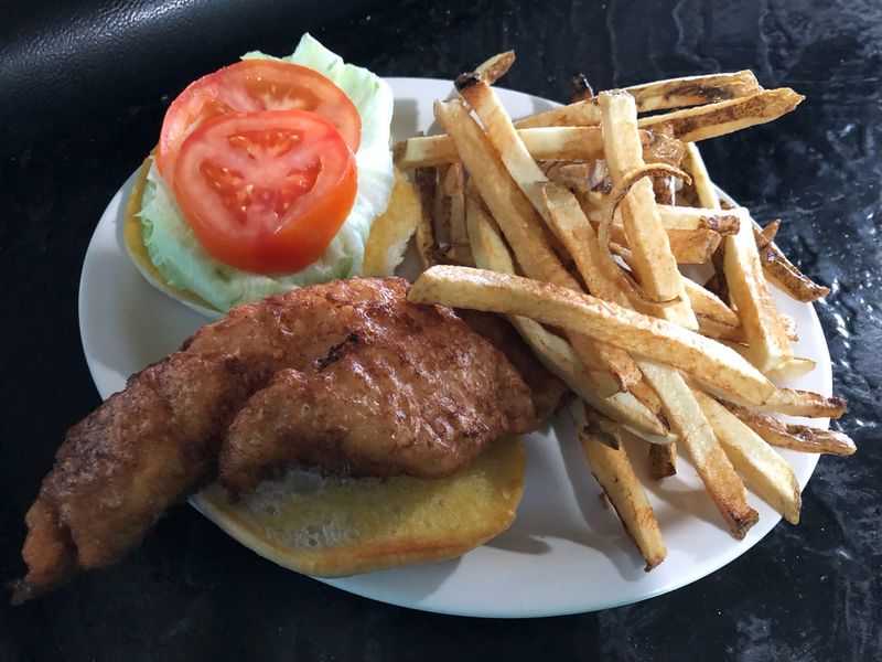 13 Fish Fries In New York That Locals Drive Hours For - Decor Hint JADES Bar & Restaurant