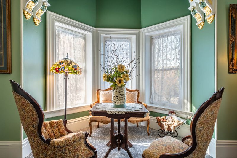 Nevada's 1876 Rinckel Mansion Shines With Gold And Hand-Painted Splendor - Decor Hint Restoration Process And Preservation
