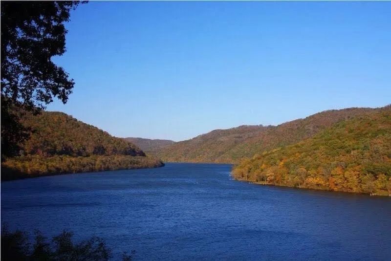 17 Scenic West Virginia Lakes You'll Fall In Love With - Decor Hint Bluestone Lake
