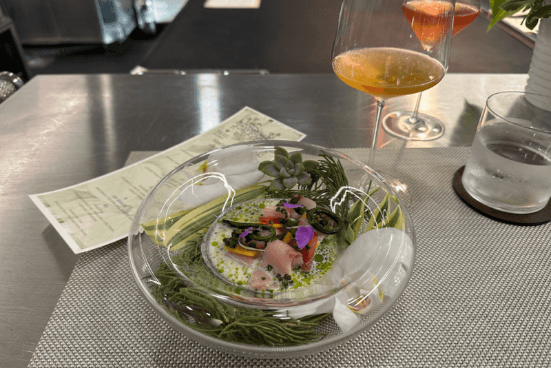 The Exclusive Two-Seat Dining Experience Hidden in Hawaii - Decor Hint The Ambiance Of Intimacy And Elegance