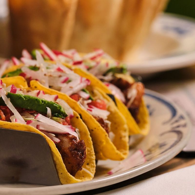 15 Hidden Gem Italian Spots In Florida That Thrive Without Ever Running An Ad - Decor Hint Mama Rosa's - Fort Lauderdale