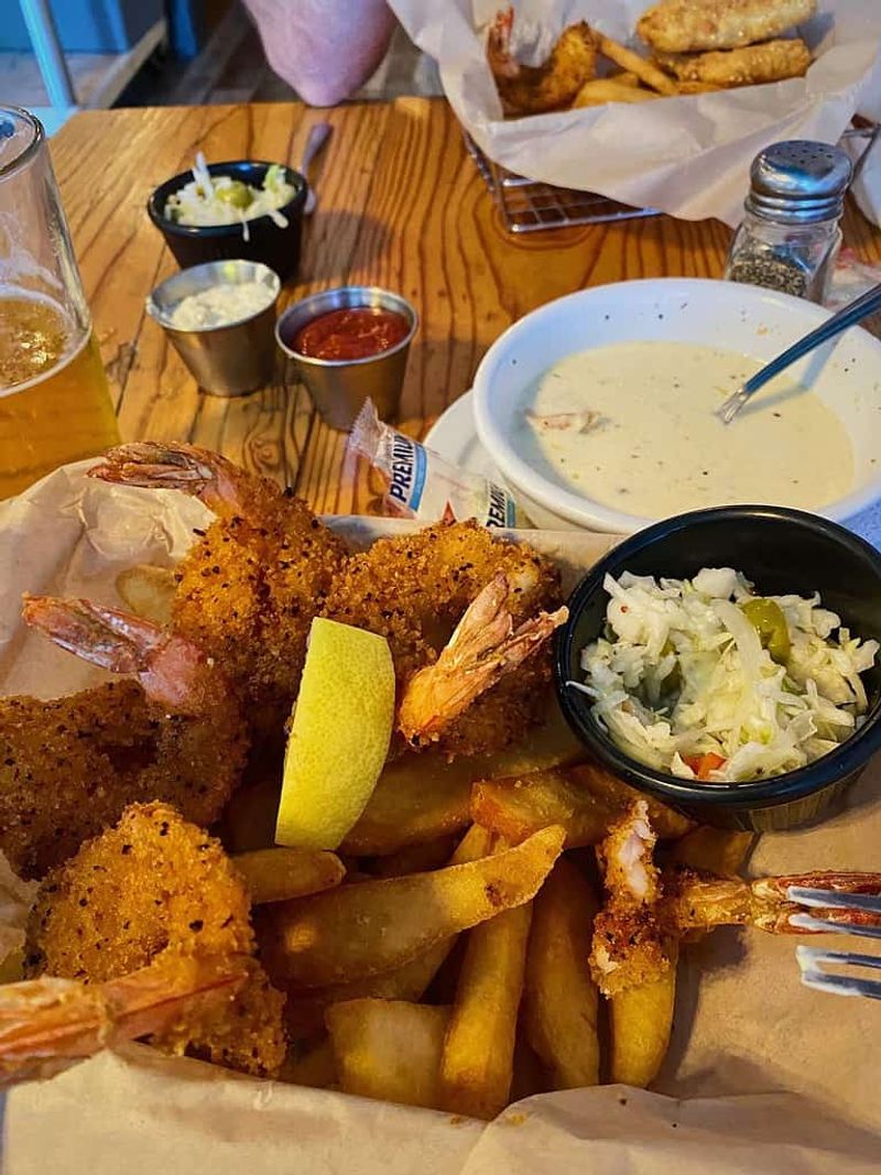 Welcoming Service And Dining Experience