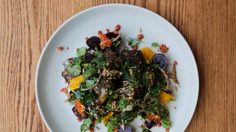 Where To Grab The Best Lunch In DC Right Now - Decor Hint Tail Up Goat