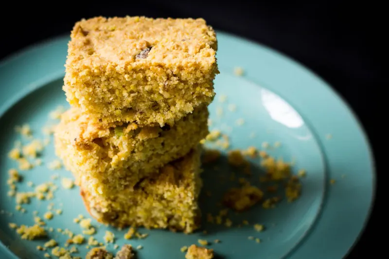 Cracklin' Cornbread
