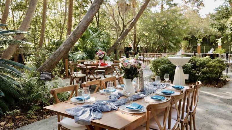15 Restaurants That Define Florida's No 1 Food Destination According To Locals - Decor Hint Blue Heaven