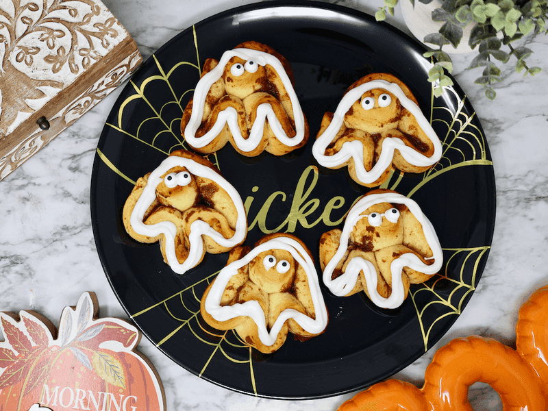 Cinnamon Sugar Specters
