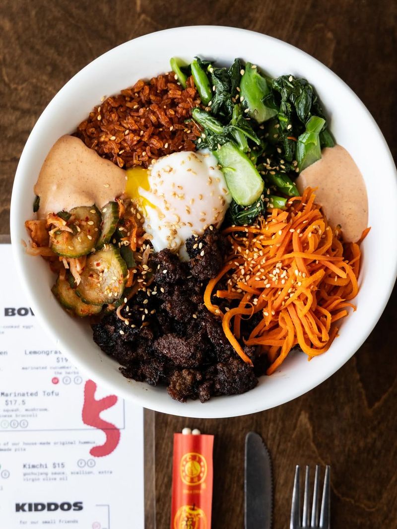 10 Minnesota Restaurants Locals Are Keeping Under The Radar - Decor Hint World Street Kitchen