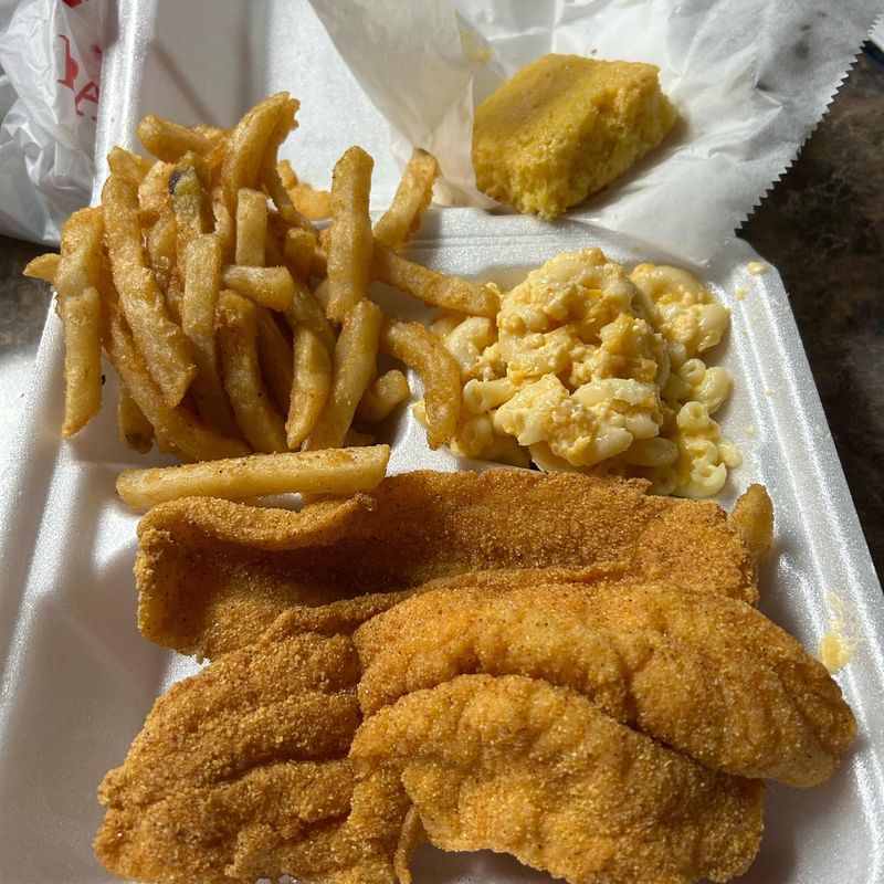 11 Ohio Catfish Cafés Where Locals Dig Into Comfort Food Classics - Decor Hint 2G's Barbecue - Bellefontaine