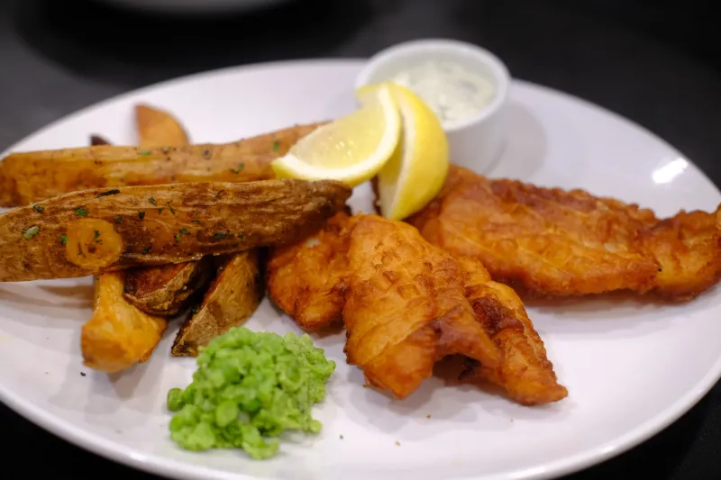 Georgia's Lakeside Fish Fry Destinations Worth Planning A Trip For - Decor Hint Lake Oconee Fish House, Greensboro