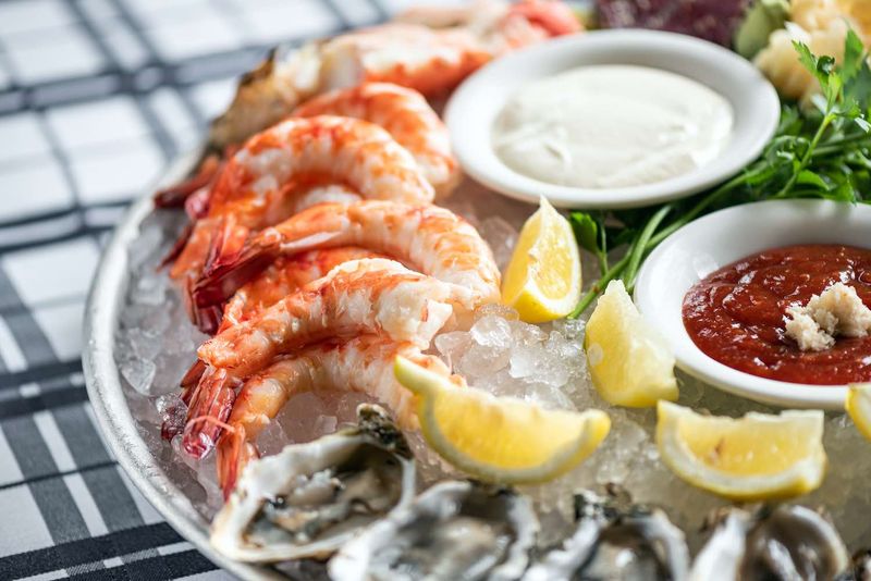 18 Seafood Buffets In Illinois Where Every Bite Feels Like A Coastal Escape - Decor Hint Gibsons Bar & Steakhouse