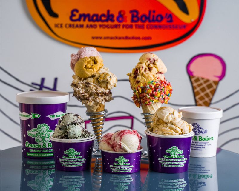 Ice Cream Spots In New York That Locals Can't Get Enough Of - Decor Hint Emack & Bolio's