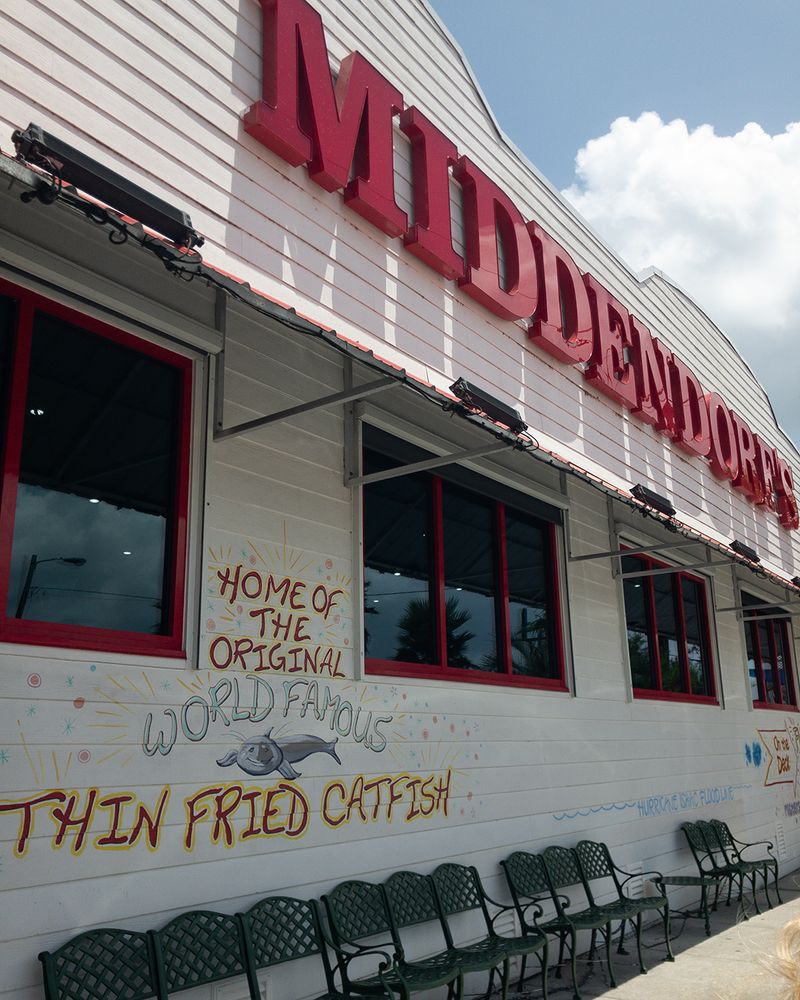 The Louisiana Roadside Shack Serving Fried Fish Perfection - Decor Hint Warm Smiles And Down-Home Hospitality