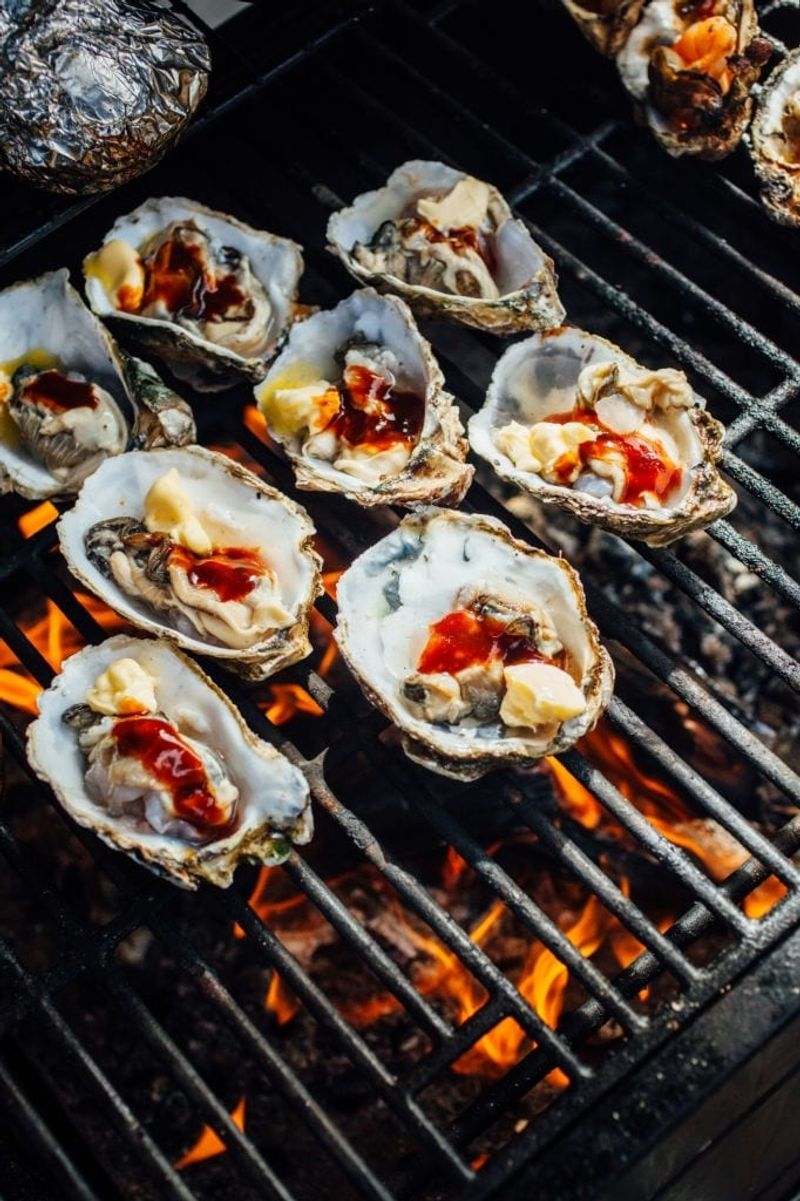11 Timeless Virginia Restaurants That Prove Great Food Doesn't Have To Be Pricey - Decor Hint Awful Arthur's Oyster Bar