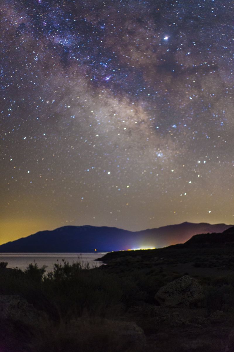 The Hidden Oasis In Nevada Locals Wish Stayed Secret - Decor Hint Starry Desert Nights