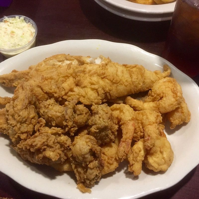These North Carolina Buffets Prove Nobody Does Fried Chicken Like The South - Decor Hint Mayflower Seafood Restaurant