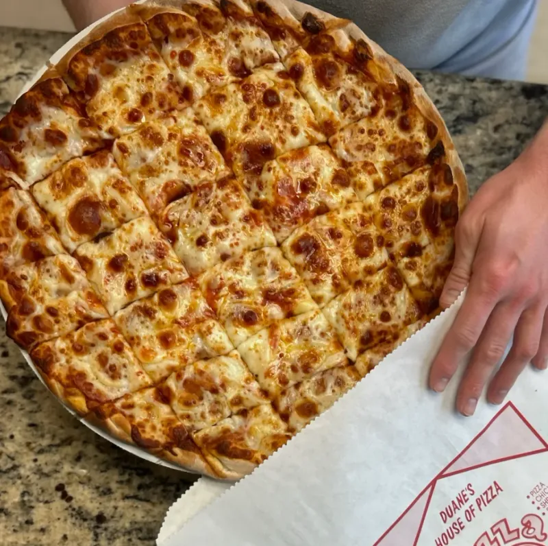 Duane's House of Pizza - Minot