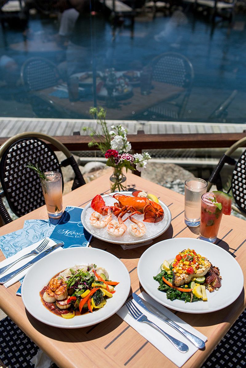 12 Rhode Island Fish Fry Spots Locals Swear Taste Like Tradition - Decor Hint Matunuck Oyster Bar