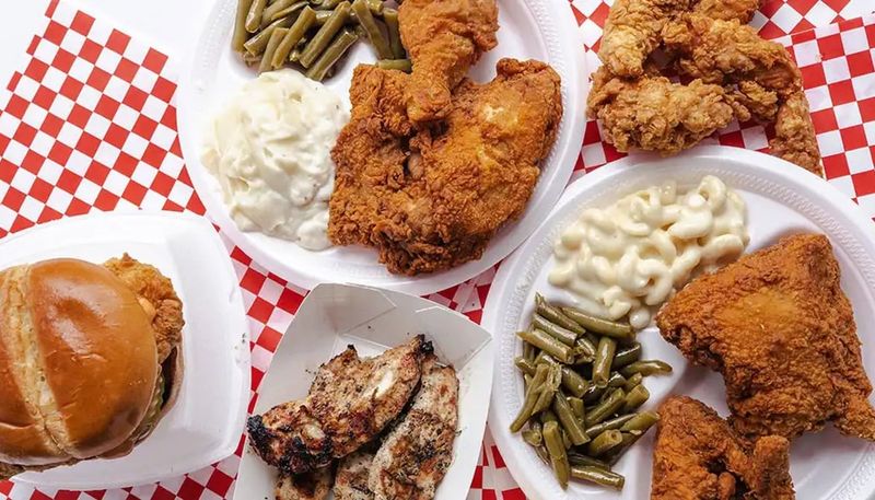16 Mississippi Family-Run Fried Chicken Restaurants You'll Drive Miles For - Decor Hint Connie's Chicken - Tupelo