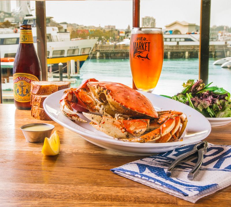 14 California Coastal Seafood Spots Perfect For A Day Out - Decor Hint Pier Market Seafood Restaurant - San Francisco